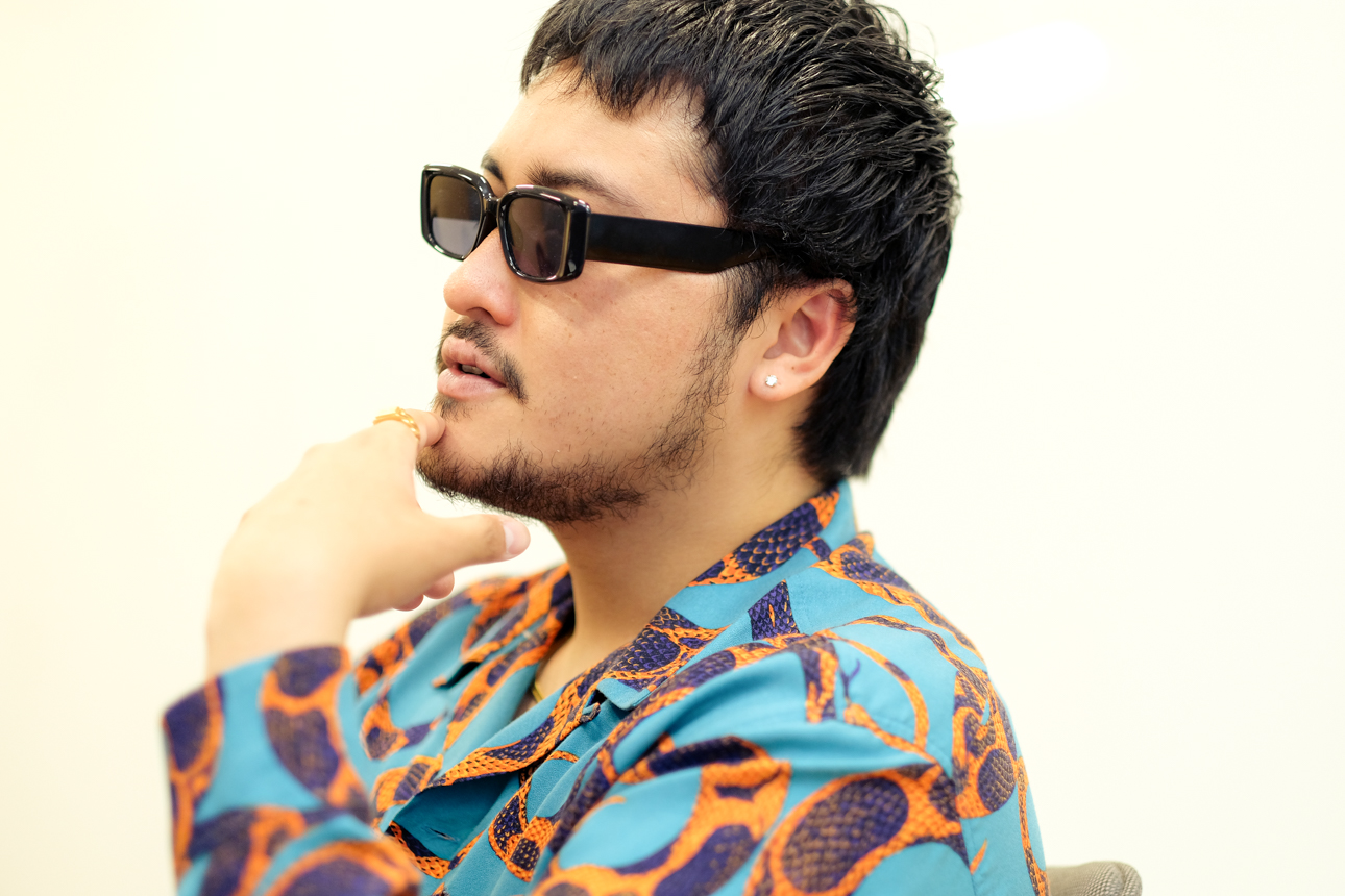 アケガラス・King Boy